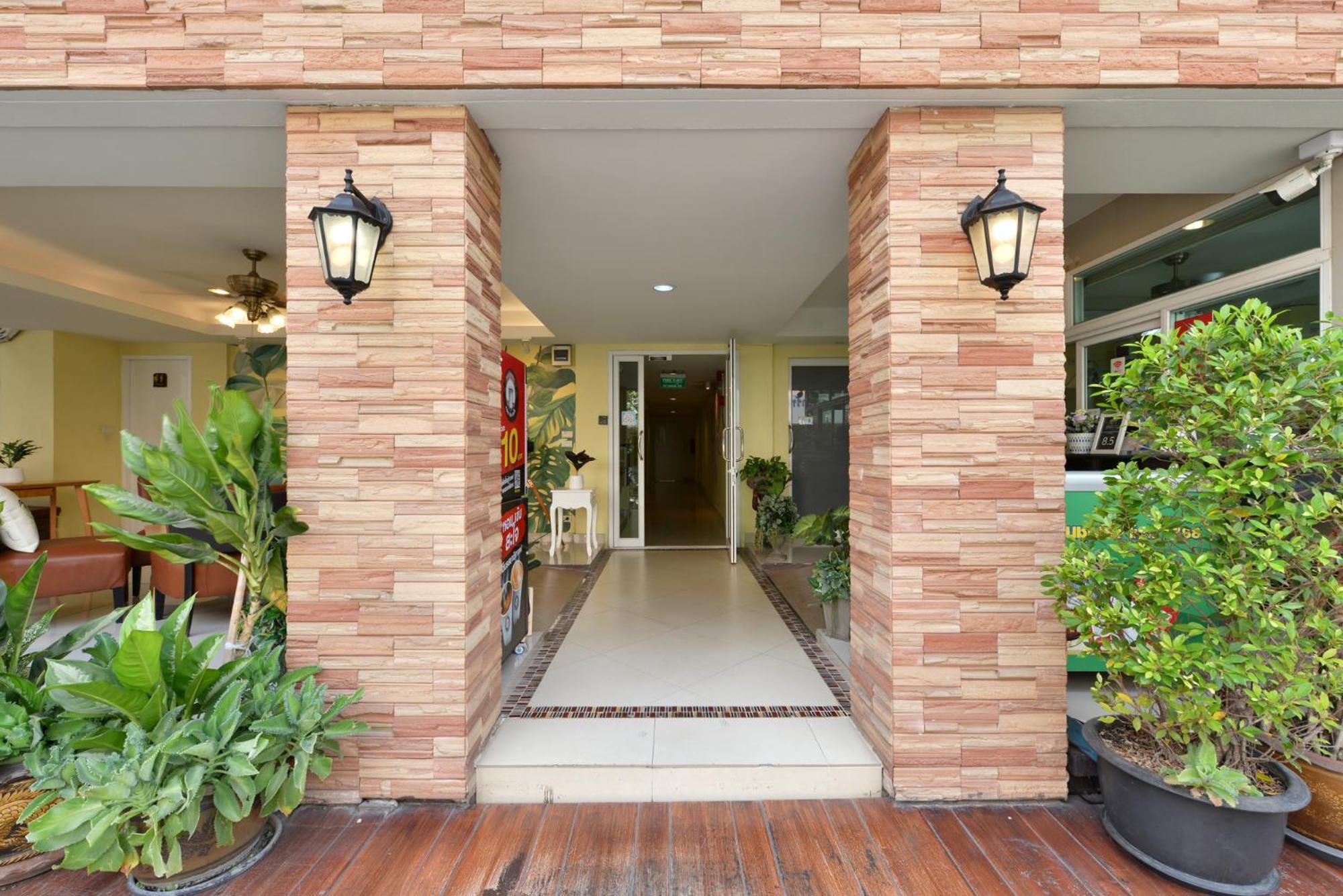 Salin Home Hotel Ramkhamhaeng Bangkok Dış mekan fotoğraf