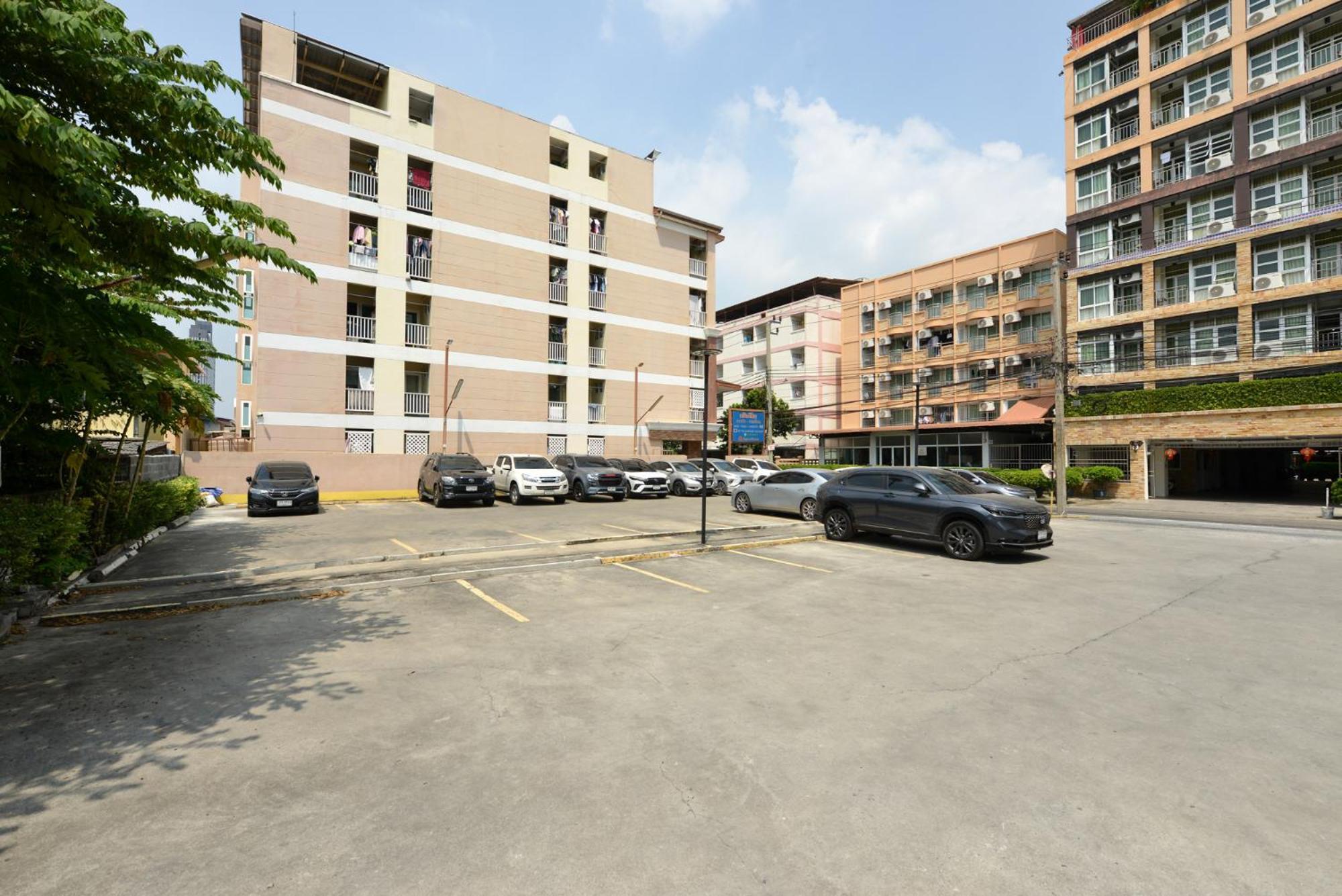 Salin Home Hotel Ramkhamhaeng Bangkok Dış mekan fotoğraf